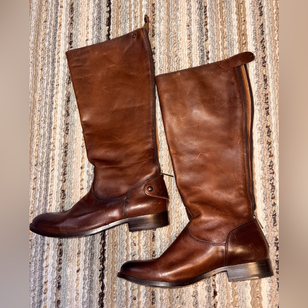 Frye Melissa Button Back Zip Boots - Cognac Leather - Women's 7.5B
